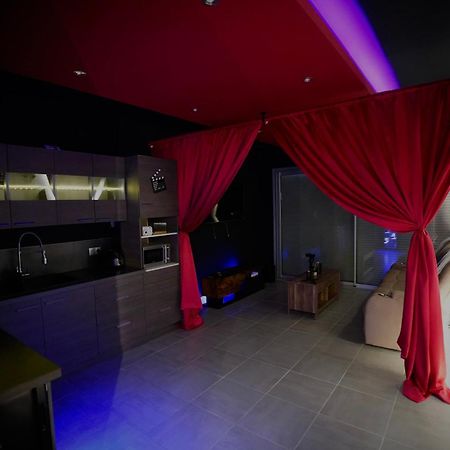 L Unique Cinema Room Grenoble Exteriör bild